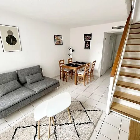 Duplex Moderne Proche De Toutes Commodités *