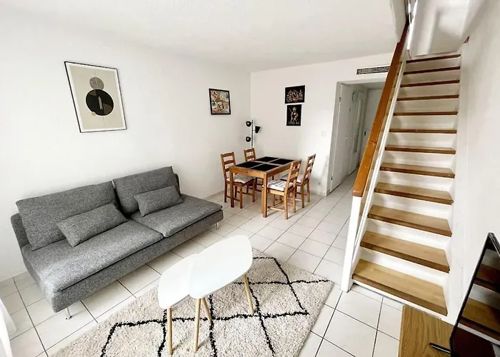 Duplex Moderne Proche De Toutes Commodités *