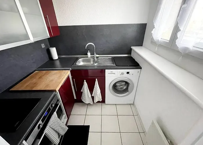 Appartement Duplex Moderne Proche De Toutes Commodités